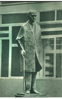 Statua di Luigi Einaudi